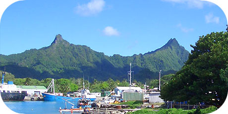 >>> The beautiful mountians Ikurangi and Te Manga &copy; cookislands.com
