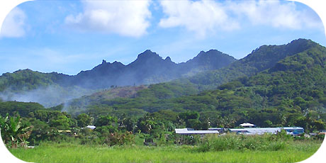 >>> View from the main road by the int. airport / photo &copy; cookislands.com