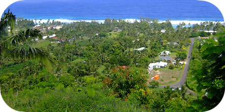 >>> View from hospital hill terrace to Arorangi / photo &copy; cookislands.com